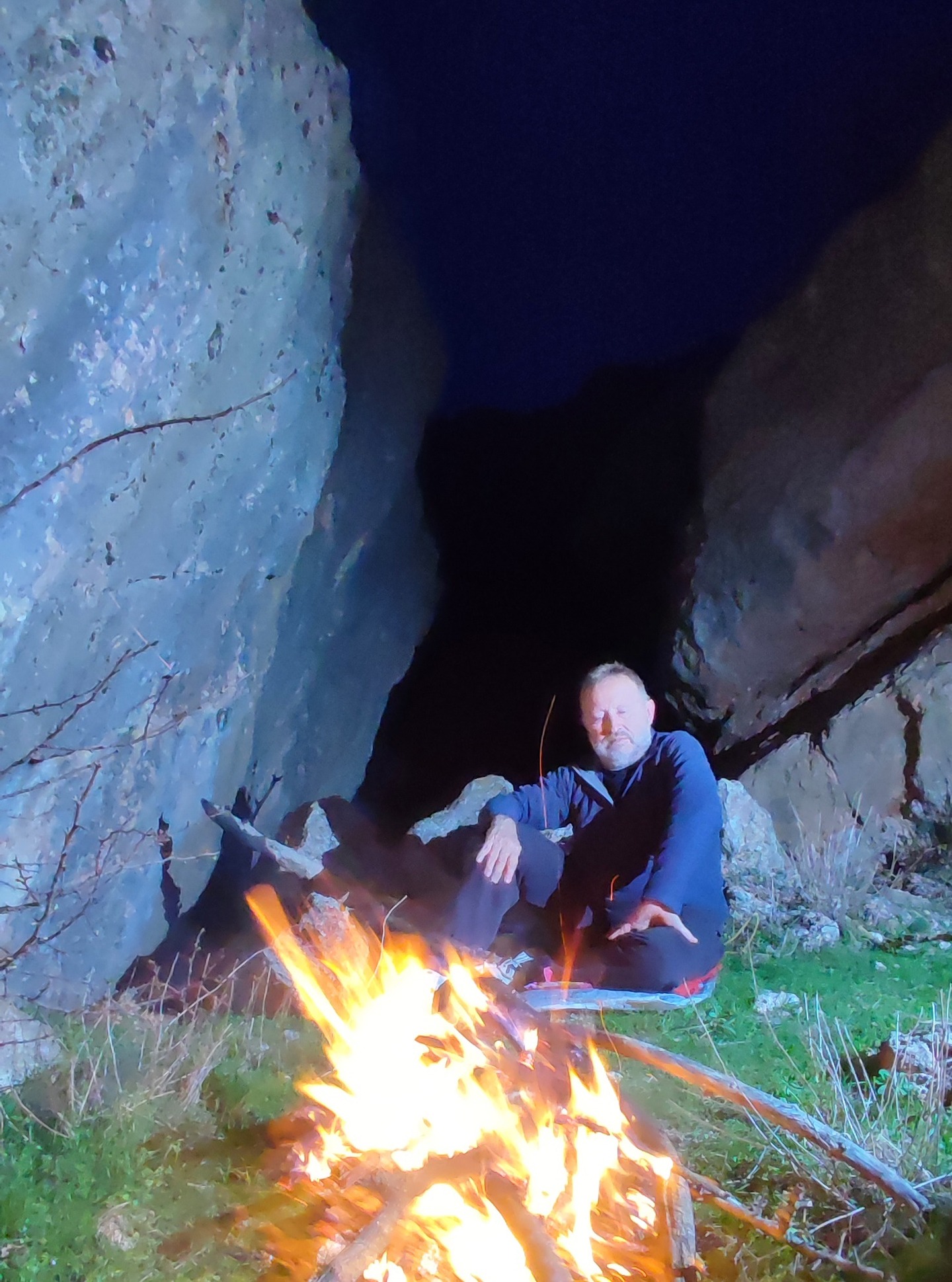 Winter trek video Uzbekistan