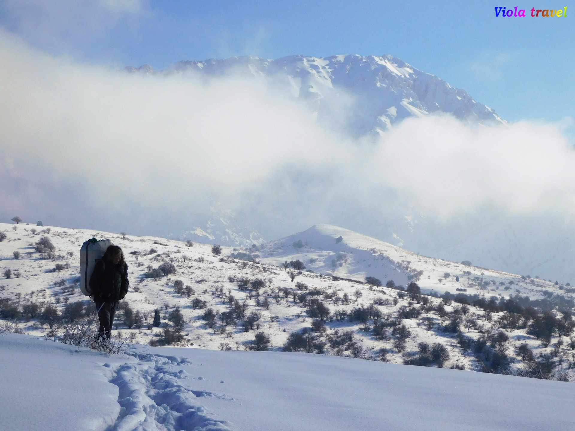 Tien-Shan crossing multi-day trek